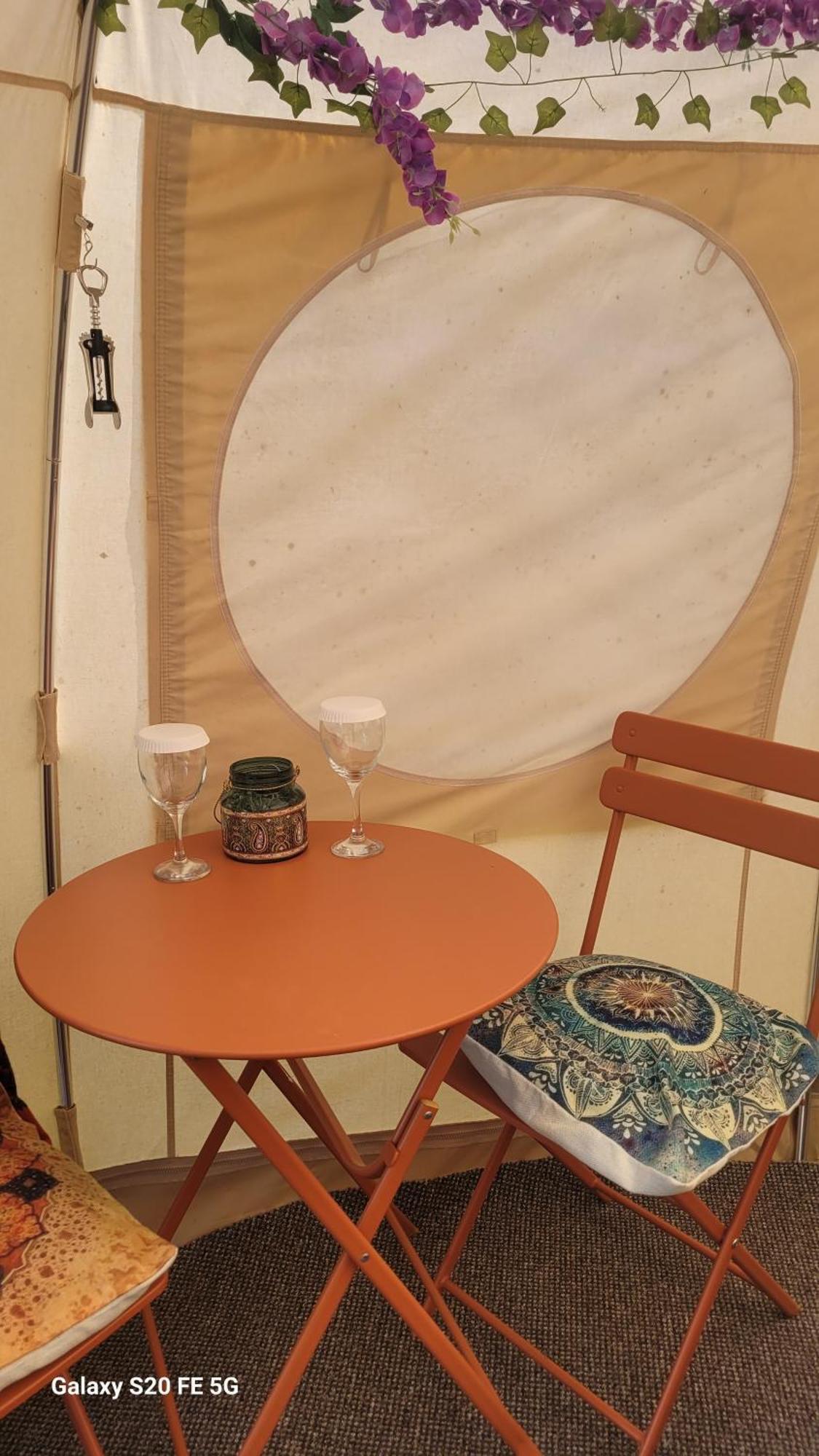 Glamping In Dromineer Hotel Exterior photo
